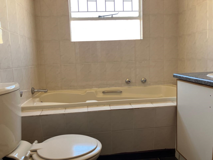 2 Bedroom Property for Sale in Uitsig Free State